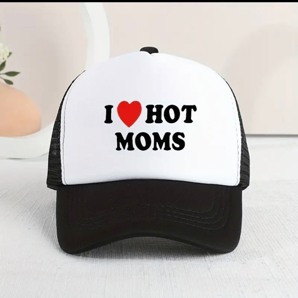 I Love Hot Moms Baseball Cap Printed Mesh Trucker Hat Breathable Adjustable Suns